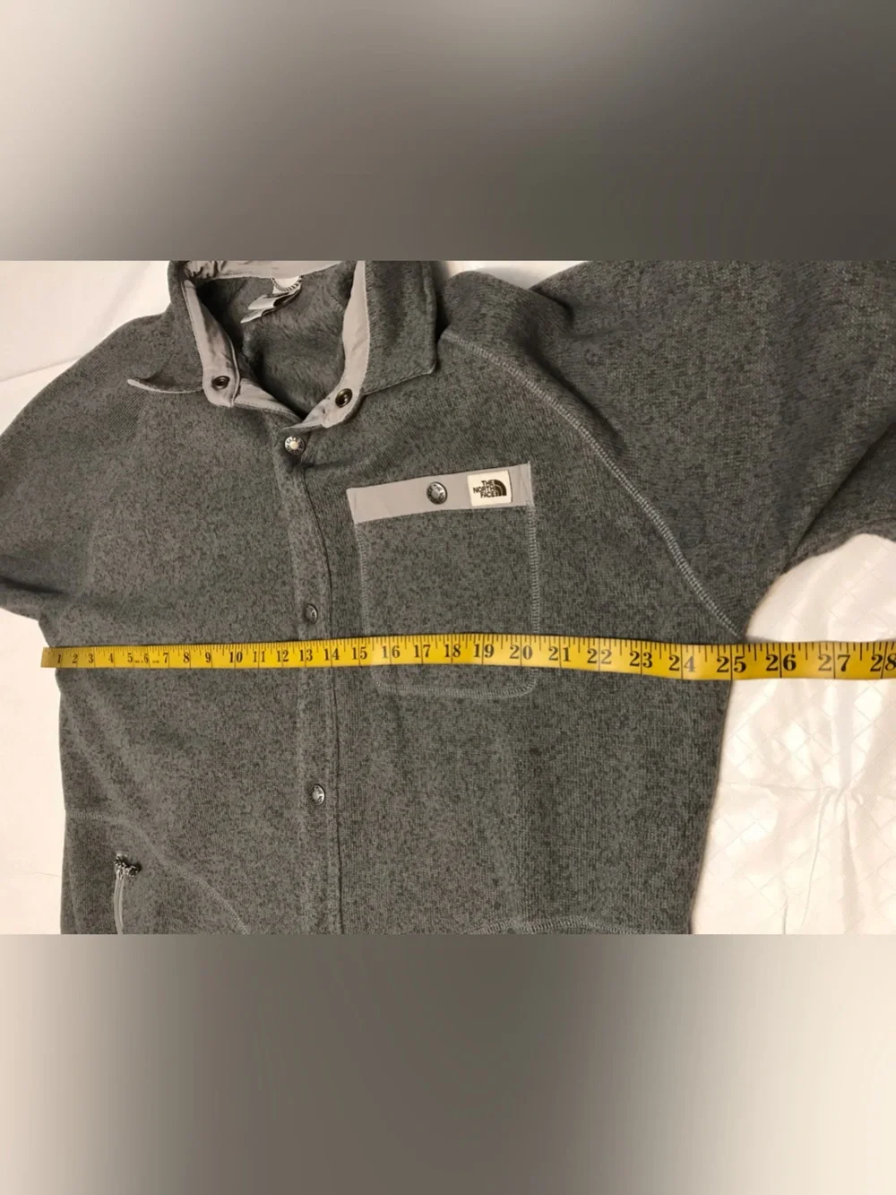 The North Face Men's Gray Two-Tone Fleece Snap Jacket